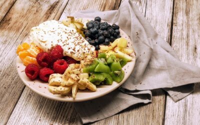 Frugtsalat med råcreme