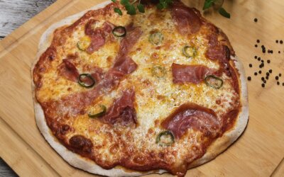 Pizza med parmaskinke