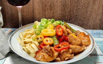 Kylling i sød sauce med frisk pasta