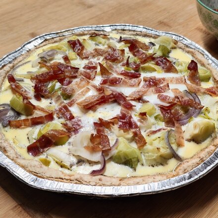 Porretærte med bacon
