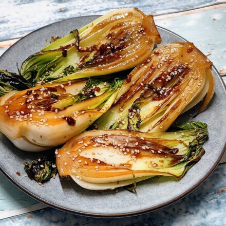 Pak choi med klassisk asiatisk sauce
