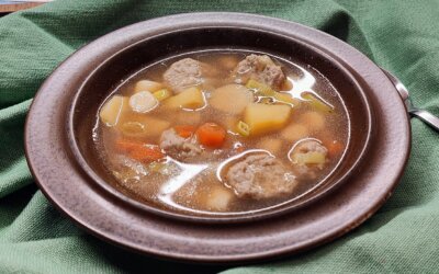 Oksekødssuppe