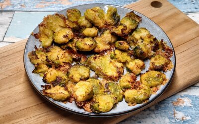 Sprøde rosekål med parmesan