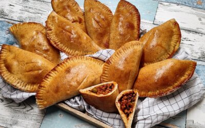Pirogger med hakket oksekød og spinat