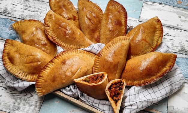 Pirogger med hakket oksekød og spinat