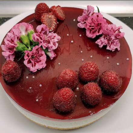 Cheesecake med hindbær