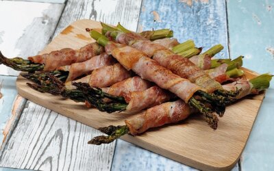 Grønne asparges med bacon