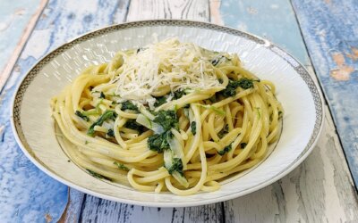 Spaghetti med spinatflødesauce