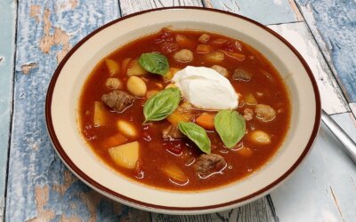 Gullaschsuppe