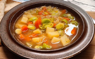 Suppe med røde linser