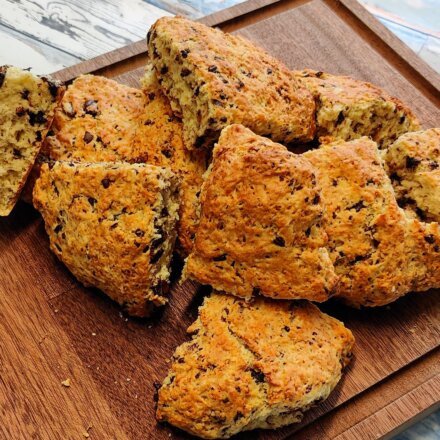 Scones med chokolade