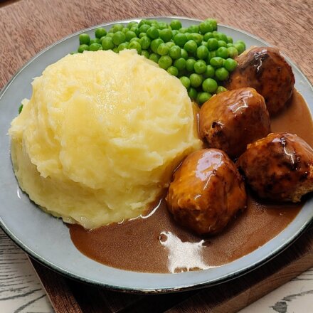 Köttbullar med mos