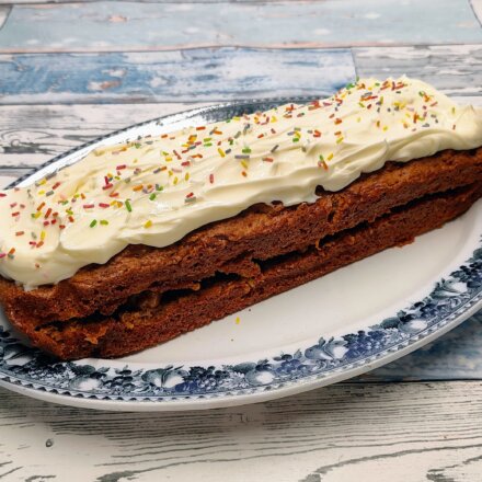Gulerodskage med Dulce de Leche