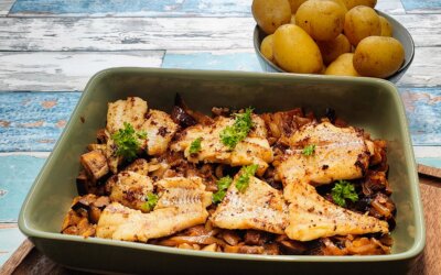 Stegt torsk med løg og aubergine