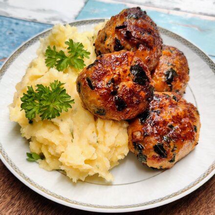 Spicy kødboller med mos