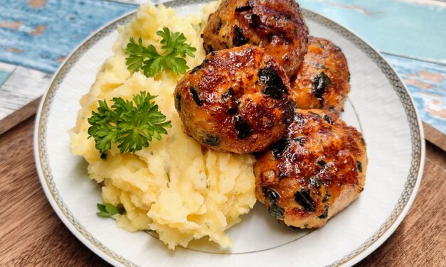 Spicy kødboller med mos