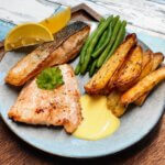 Stegt laks med kartofler og grønt