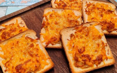 Hvidløgsbrød med ost