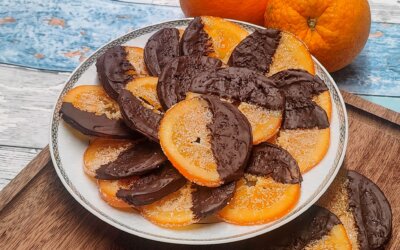 Kandiserede appelsinskiver med chokolade