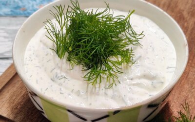 Creme fraiche dressing med krydderurter