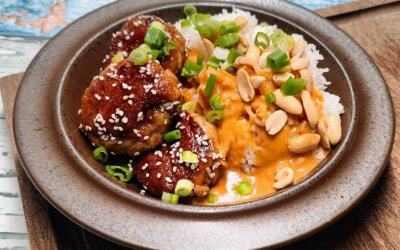 Asiatisk inspirerede kyllingefrikadeller med rød karry
