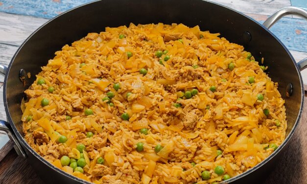 One pot med hakket kylling, spidskål og ris
