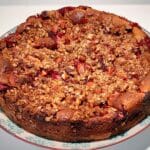 Jordbærkage med crumble